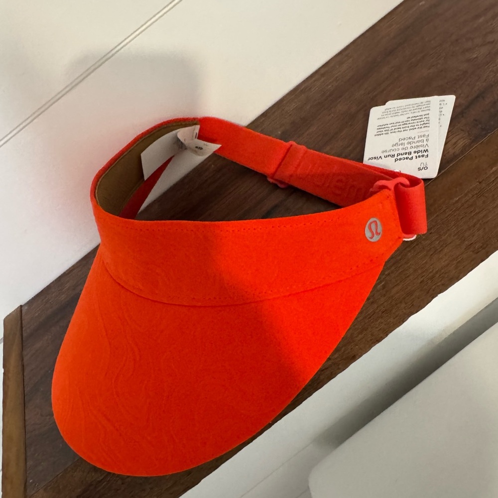 Lululemon Fast Paced Wide Band Running Visor NWT One Size - Picture 5 of 5